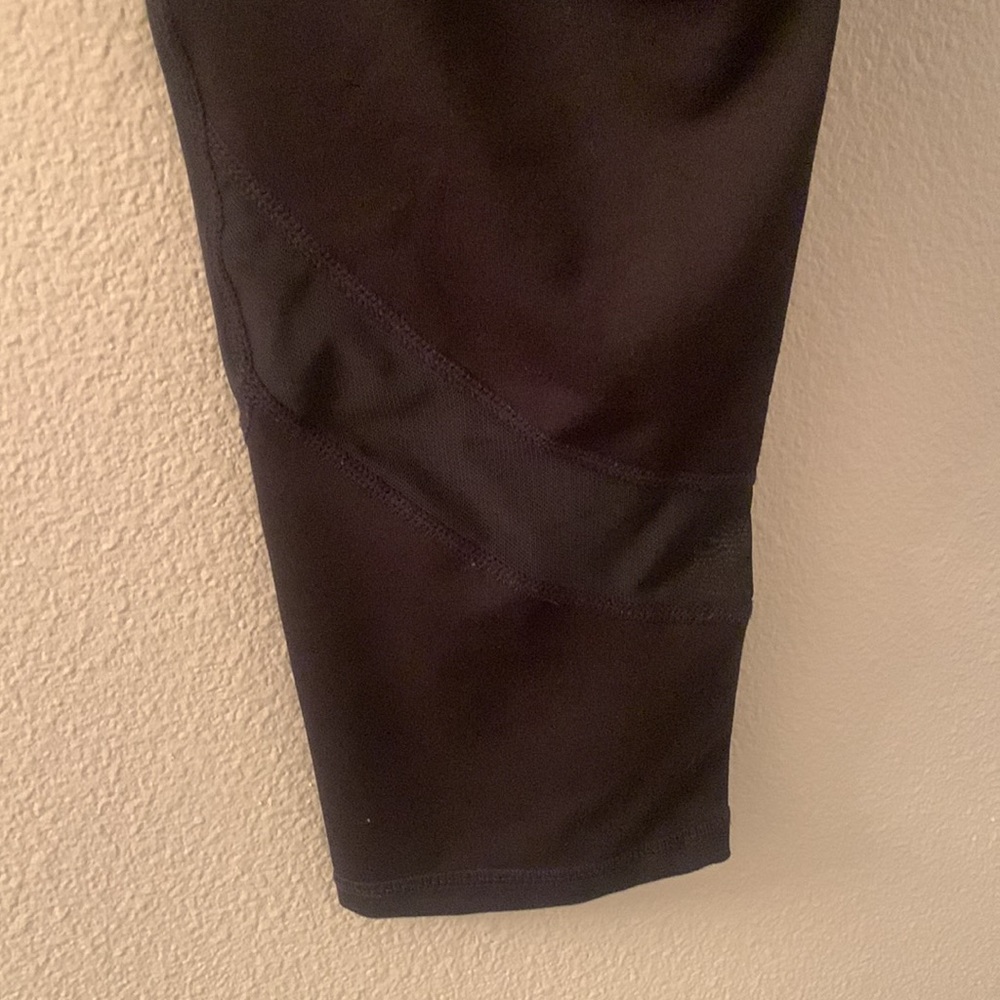 💥Capri Leggings💥 - Picture 5 of 6